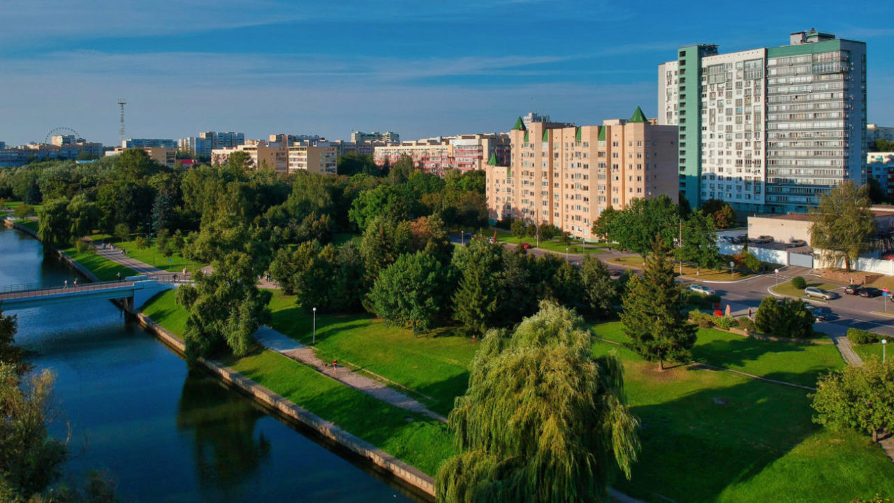 vue-aerienne-paysage-urbain-scaled