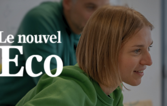 IA et legaltechs : Floriane Bergonzi avec le logo du nouvel Eco.